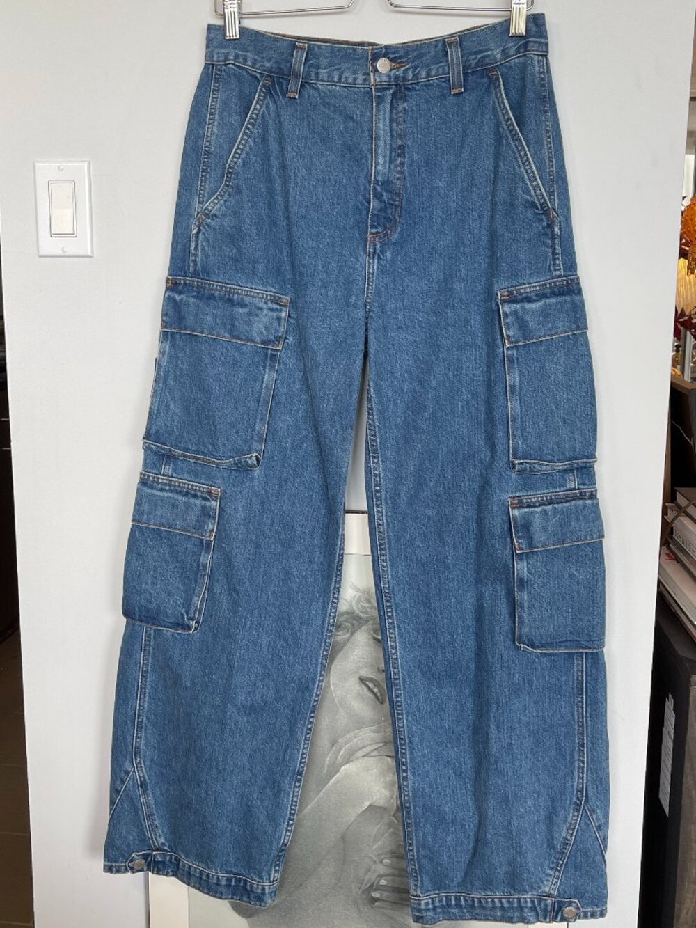 ARITZIA DENIM FORUM CARGO JEANS SIZE 28
